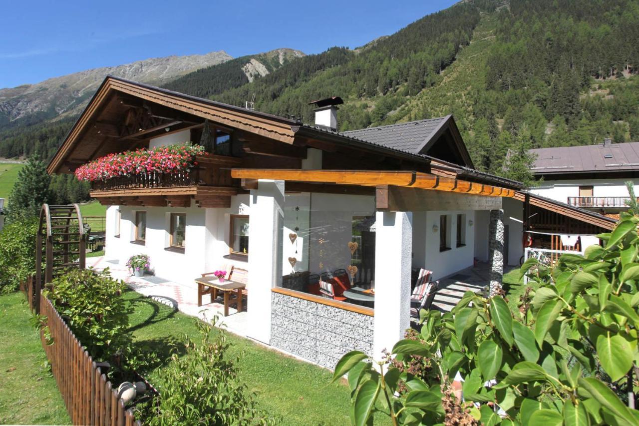 Appartementhaus Florian Längenfeld Extérieur photo